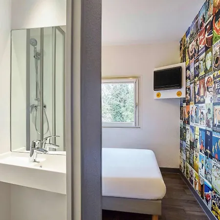 Hotelf1 Hotel